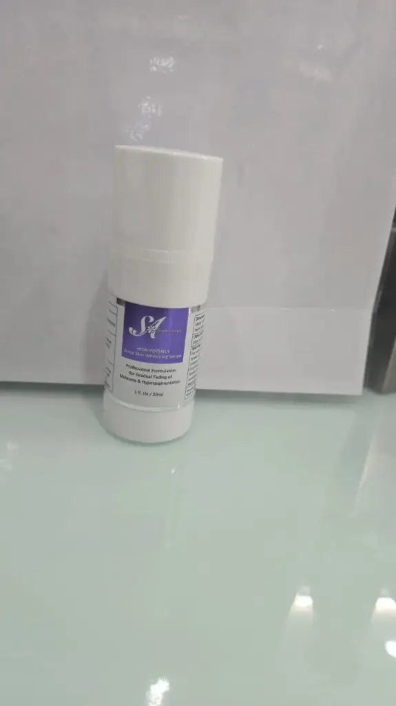 嫩白更新去斑精華